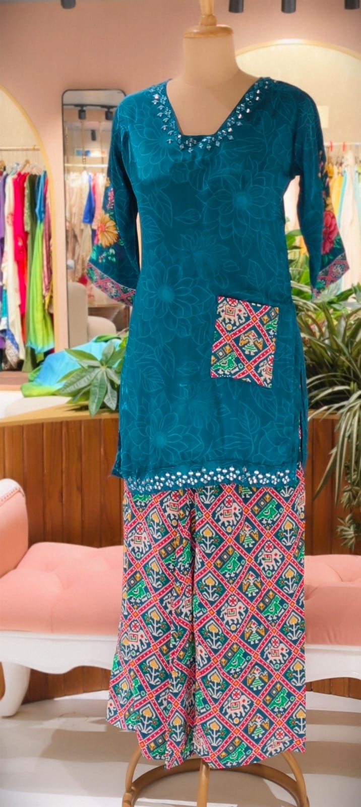 Rajasthani-Inspired Patchwork High-Contrast Printed Crepe Co-Ord Set (SLIGHTLY LEAN FIT)- 14542,44 RB342