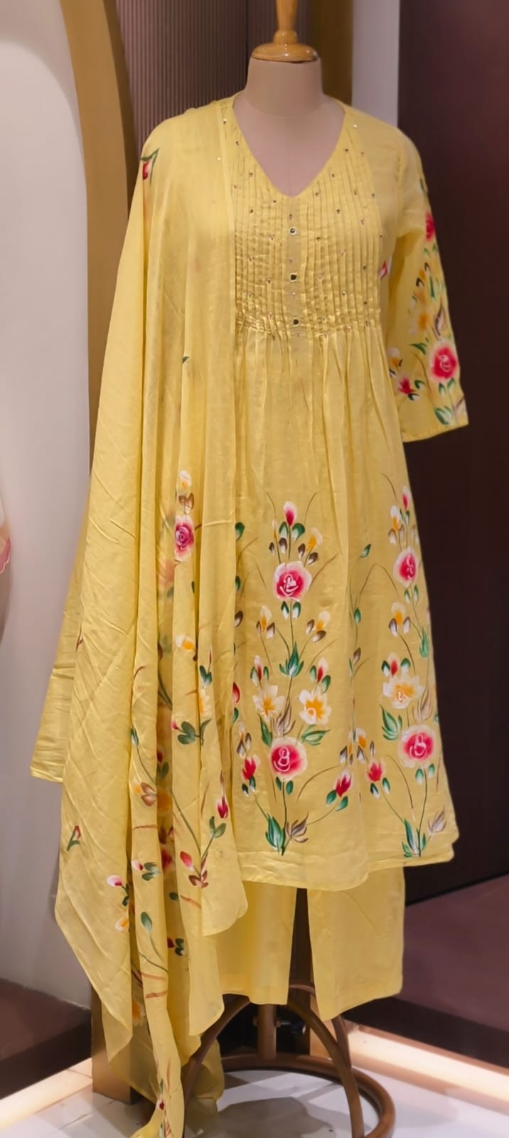 Floral Gardenia Blossom Print Pleated Yoke A-Line Mul Cotton Full Suit Set With Dupatta- 14737 RB388
