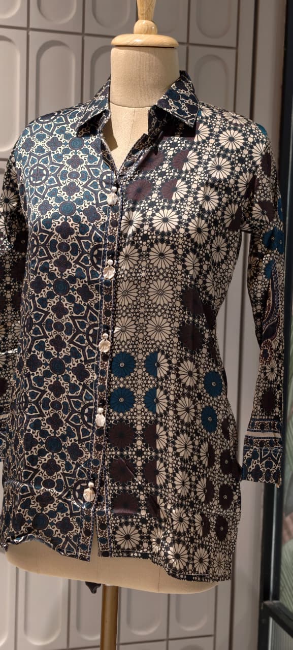 Abstract Gajji Silk-Blend Kaleidoscope Print Button-Down Shirt-14837  RB475