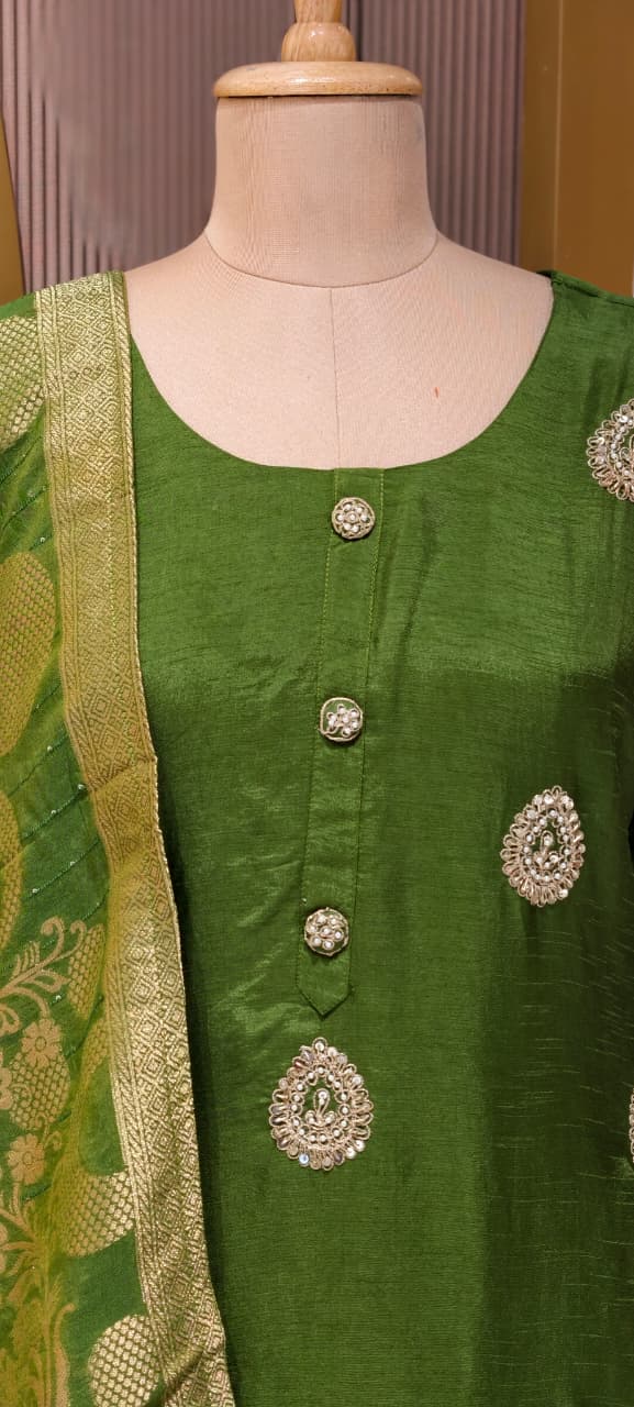 Woven Banarasi Classic Charm Bootis Russian Silk Full Suit Set With Dupatta-LEAN FIT(ADVISIBLE NEXT SIZE)