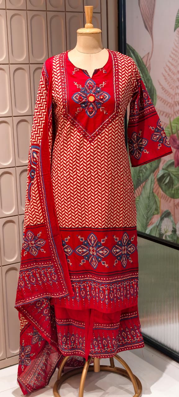 Geometric Chevron Print 3-Piece Cotton Full Suit Set with Mirror-Work Yoke- 14920