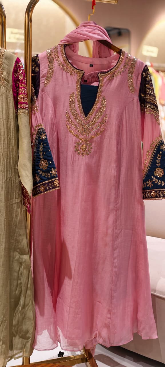 Elegant Mul-Chanderi Panel Anarkali Full Suit Set with Intricate Zardozi Neckline & Contrast Embroidered Sleeves- 14927