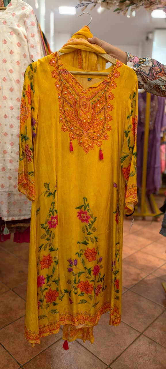 Mango Yellow Digital Floral Print Tassel Accent Crepe Full Suit Set With Dupatta- 13148
