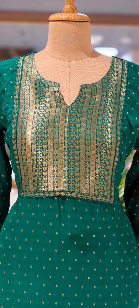 Banarasi Touch Pure Georgette Co-Ord Set With Farsi & Palazzo Bottom