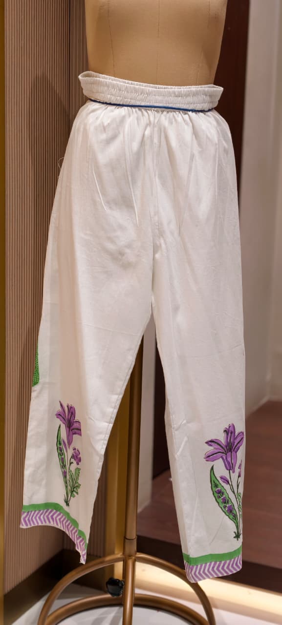 Premium Floral Print Mul Cotton Set Botanical Beauty A-Line Kurta Pant With Dupatta