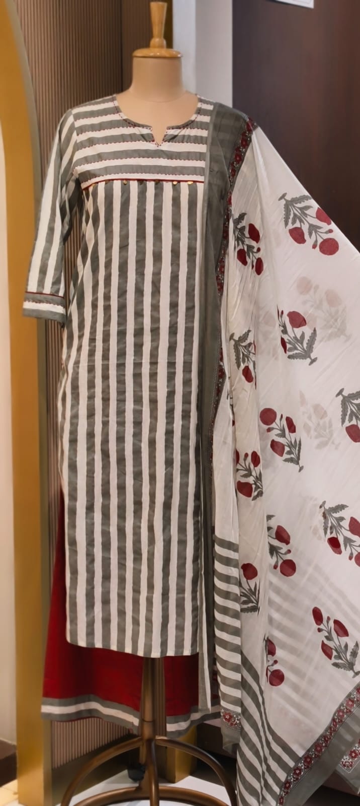 Striped Cotton Pure Cotton Long Kurta Suit Set with Floral Printed Dupatta-15174