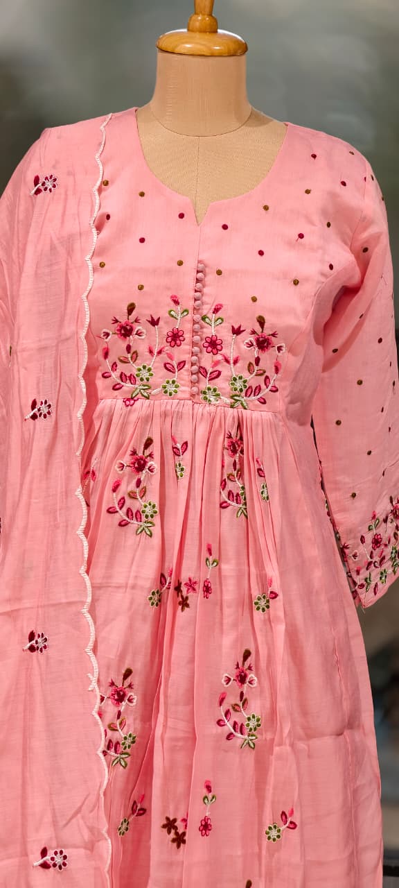 Graceful Hand-Embroidered Surat Mul-Chanderi A-Line Full Suit Set with Scalloped Dupatta- 15124