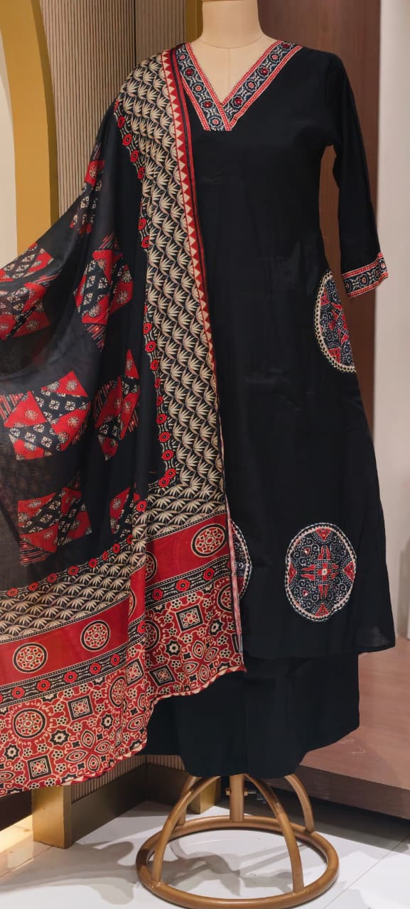 Elegant Midnight Bold V-Neck A-Line Surat Mul-Chanderi Full Suit Set with Statement Heritage Print Dupatta- 15163