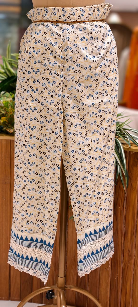 Floral Printed Cotton Set Elegant A-Line Froral Lace Yoke Naira Cut Styal Full Suit Set-15407