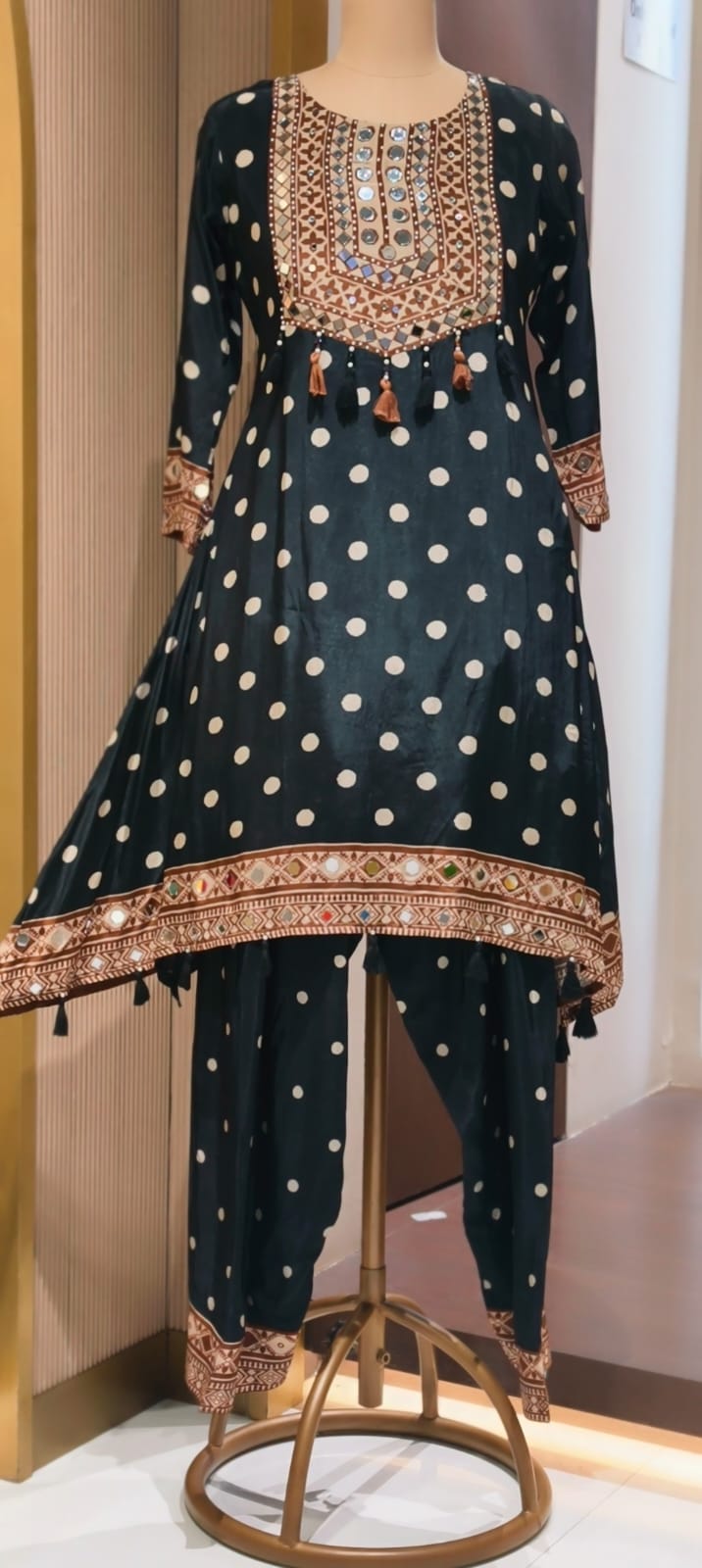 Boho Chich Tribal Inspired Multicolor Print Crepe Full Suit Set With Dupatta & Farsi Bottom- 15417, 15120