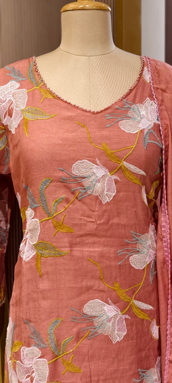 Elegant Applique Look Floral Embroidered 3-Piece Crush Surat Mul-Chanderi Full Suit Set With Dupatta- 15431