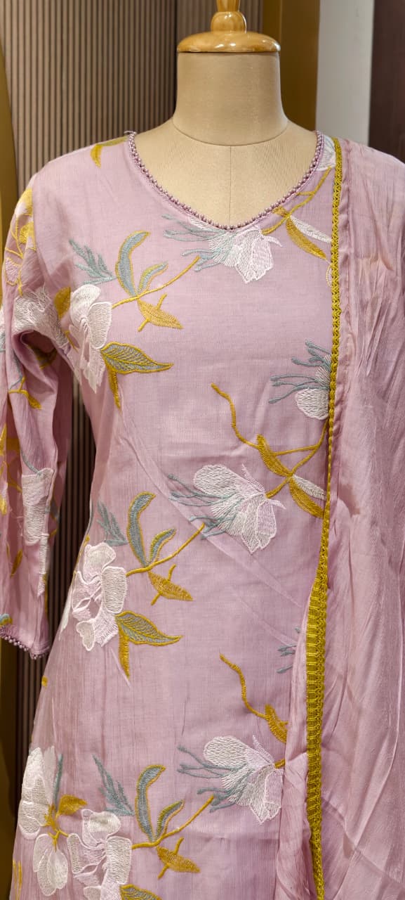 Elegant Applique Look Floral Embroidered 3-Piece Crush Surat Mul-Chanderi Full Suit Set With Dupatta- 15431