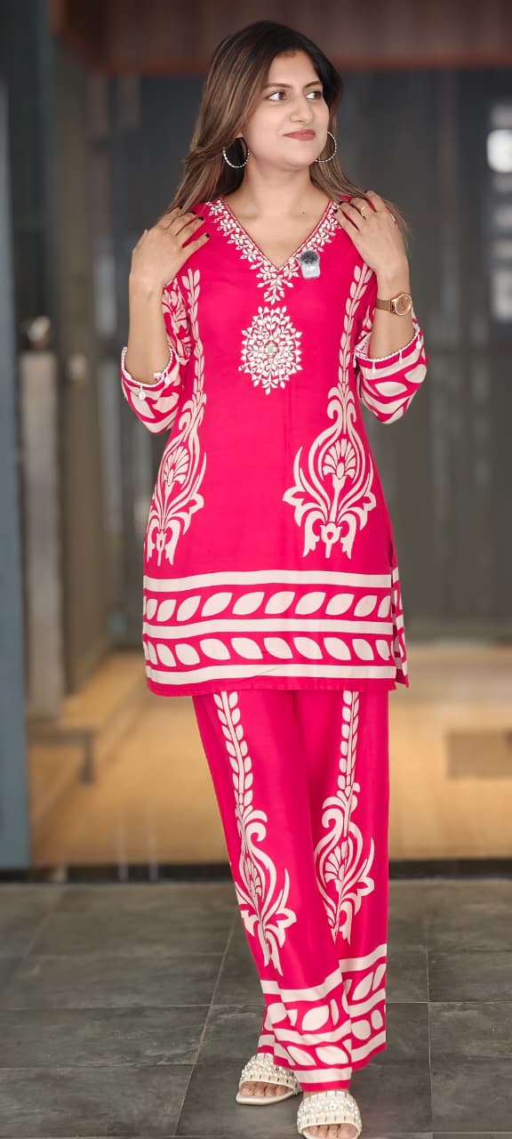 Chevron Printed Mirror Thread Embroidered Neckline Casual Wear Co-Ord Set- 15355