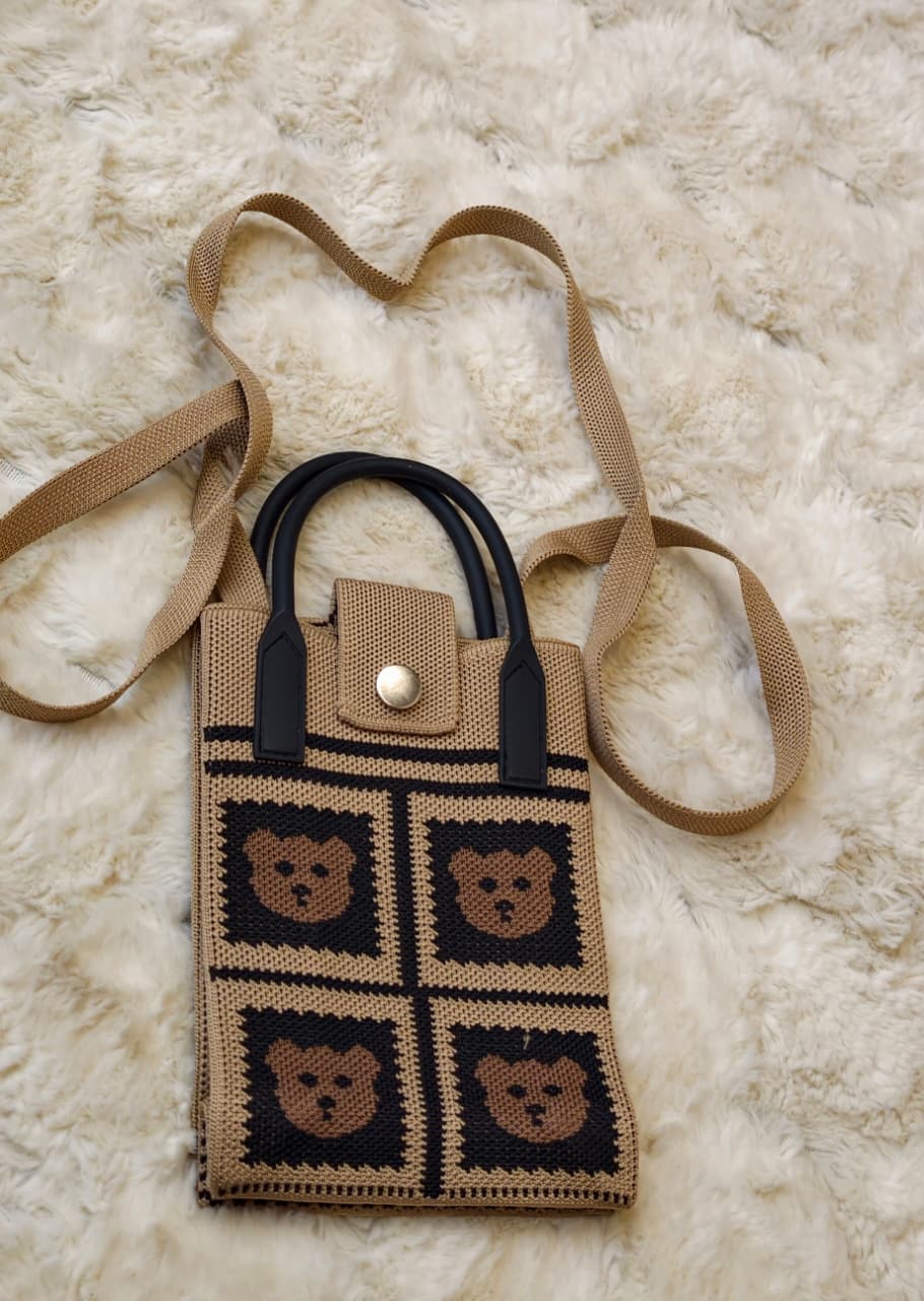 Elegant Soft Knitted Mobile Phone Sling Bag for Women & Girls, Cute Daisy Pattern Crossbody