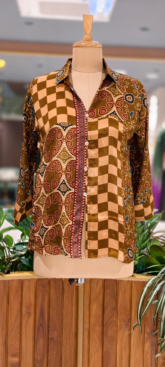 Checkerboard Rounded Print Dual Tone Crepe Shirt- 15434