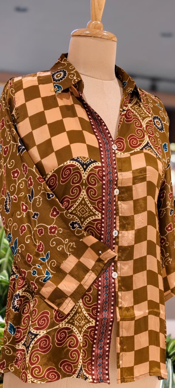 Checkerboard Rounded Print Dual Tone Crepe Shirt- 15434