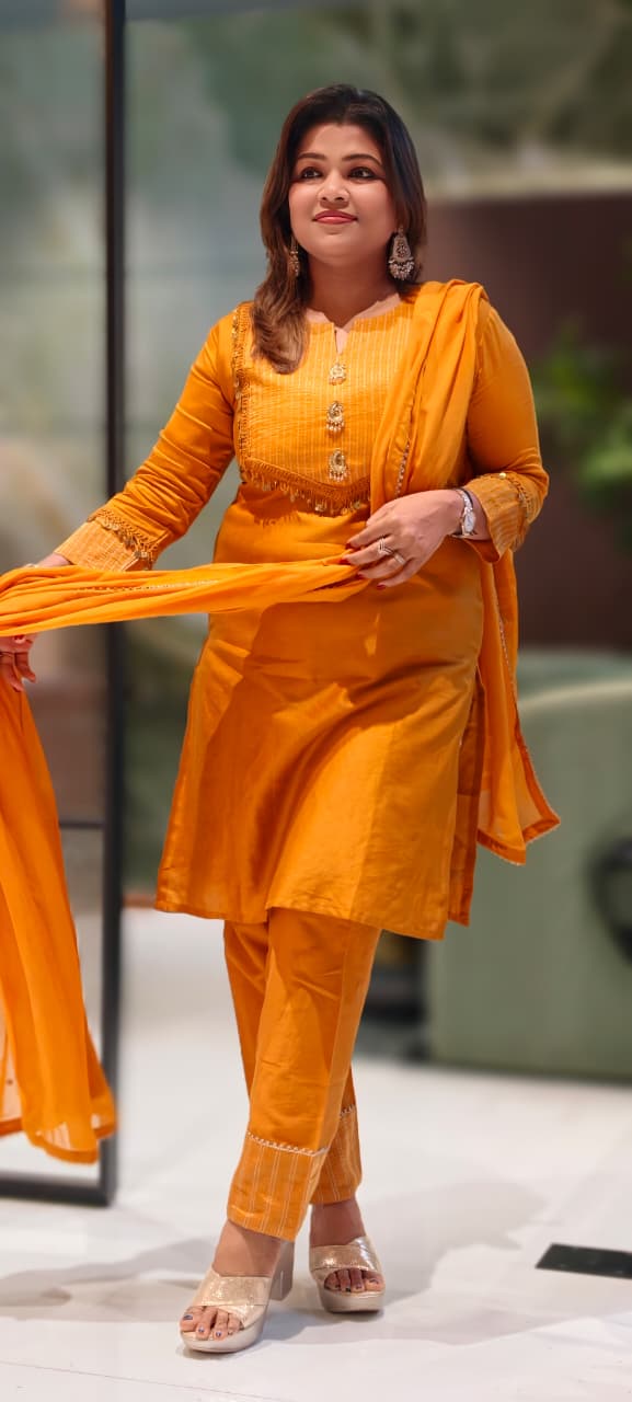Golden Broach Look Tassel Accent Pleated Russian Silk Full Suit Set With Dupatta