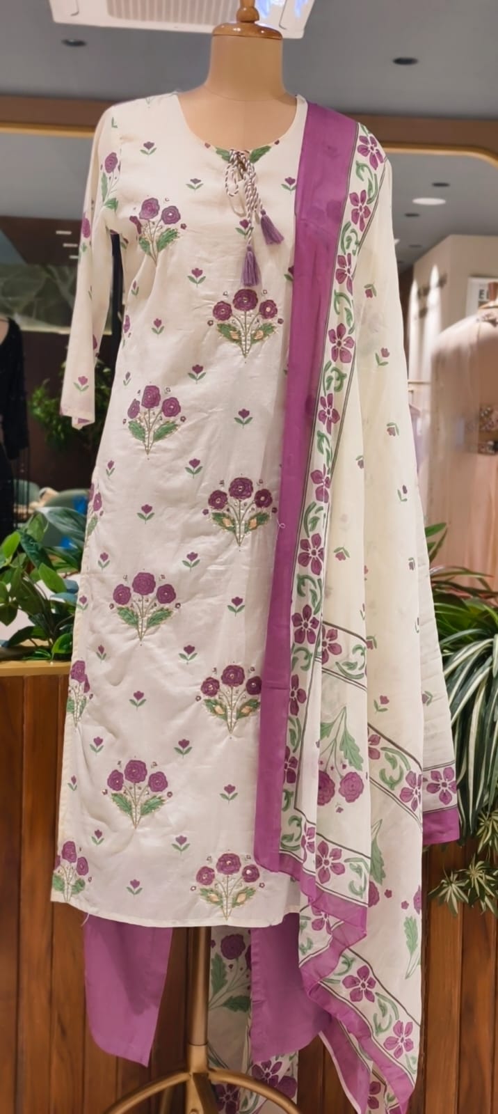 Cute Floral Motifs Watermark Look Tassel Accent Straight Cotton Full Suit Set With Dupatta- 15666