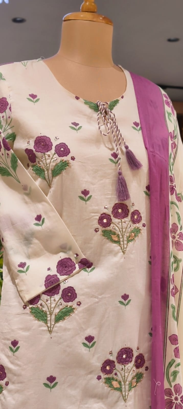 Cute Floral Motifs Watermark Look Tassel Accent Straight Cotton Full Suit Set With Dupatta- 15666