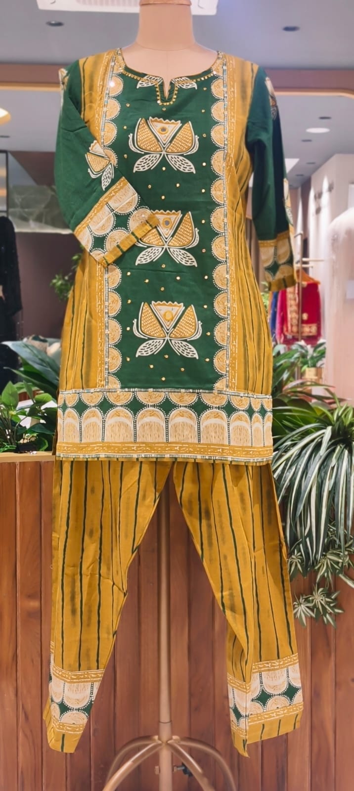 Heritage Floral Lotus Designer Cotton Kurti Pant with Dupatta Premium Suit Set –15680