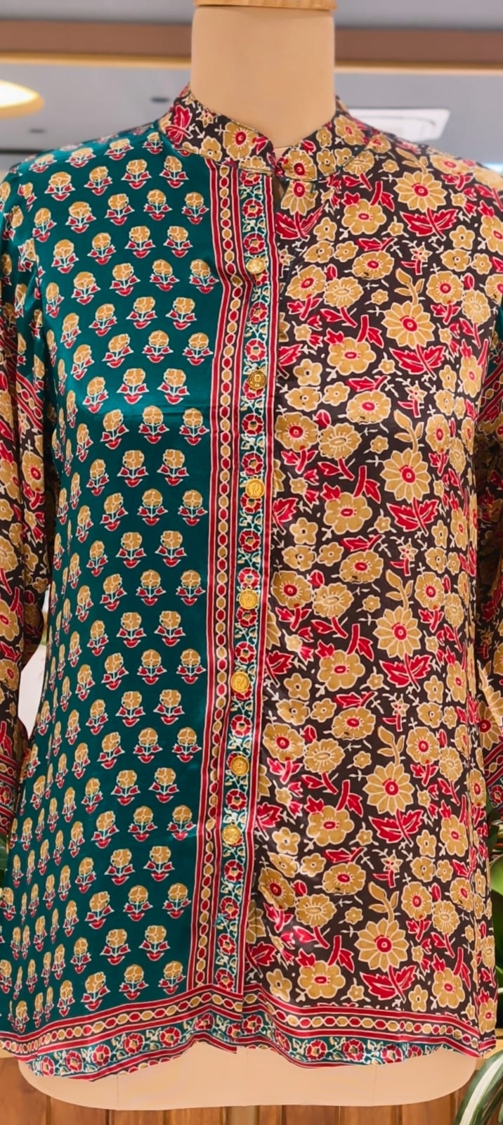 Floral Placement Prints Flowy Casual Wear Crepe Shirt- 15634