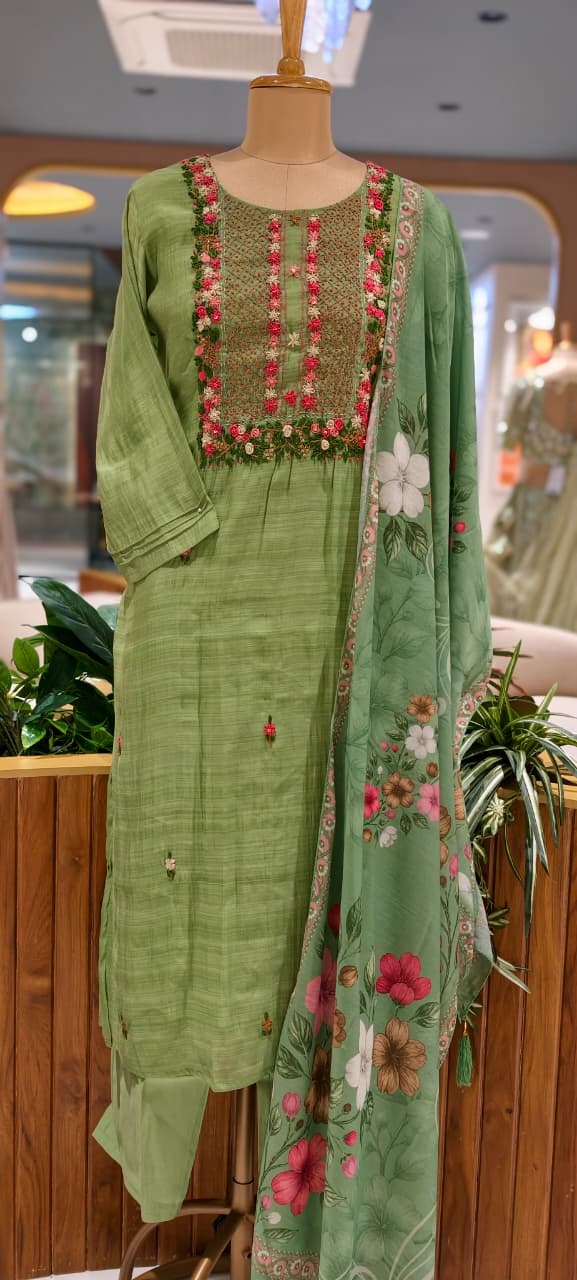 Surat Mul Chanderi Floral Thread Embroidered Ethnic Full Suit Set With Printed Dupatta- 15747