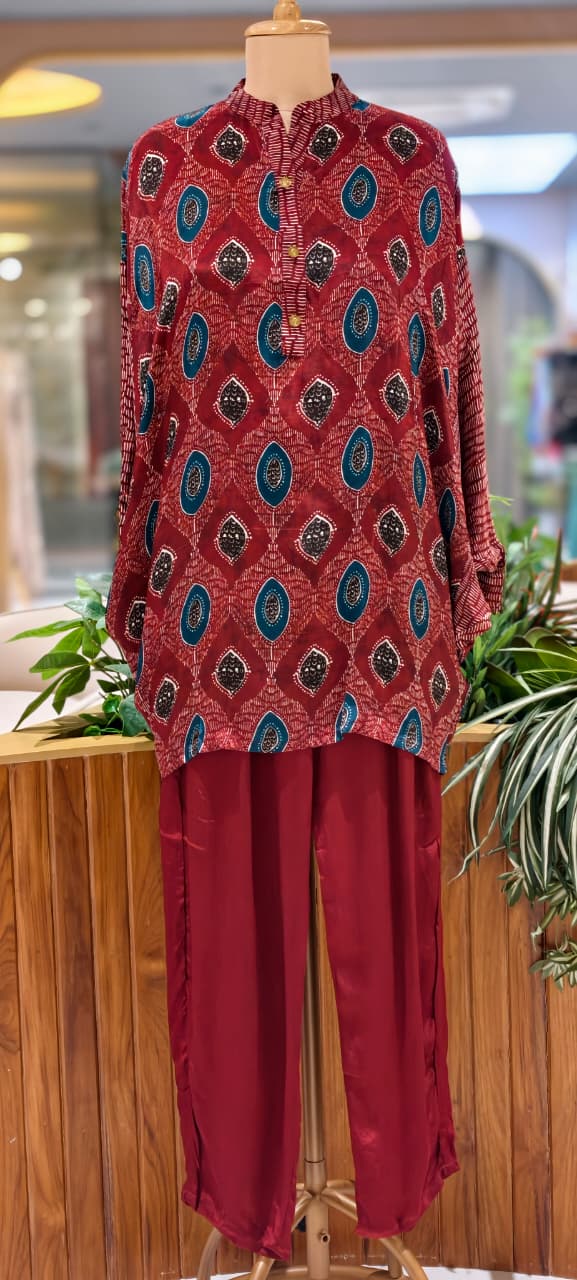 Oversized Abstract Linear Print Unqiue Look Kaftan Style Pure Crepe Co-Ord Set- 15632