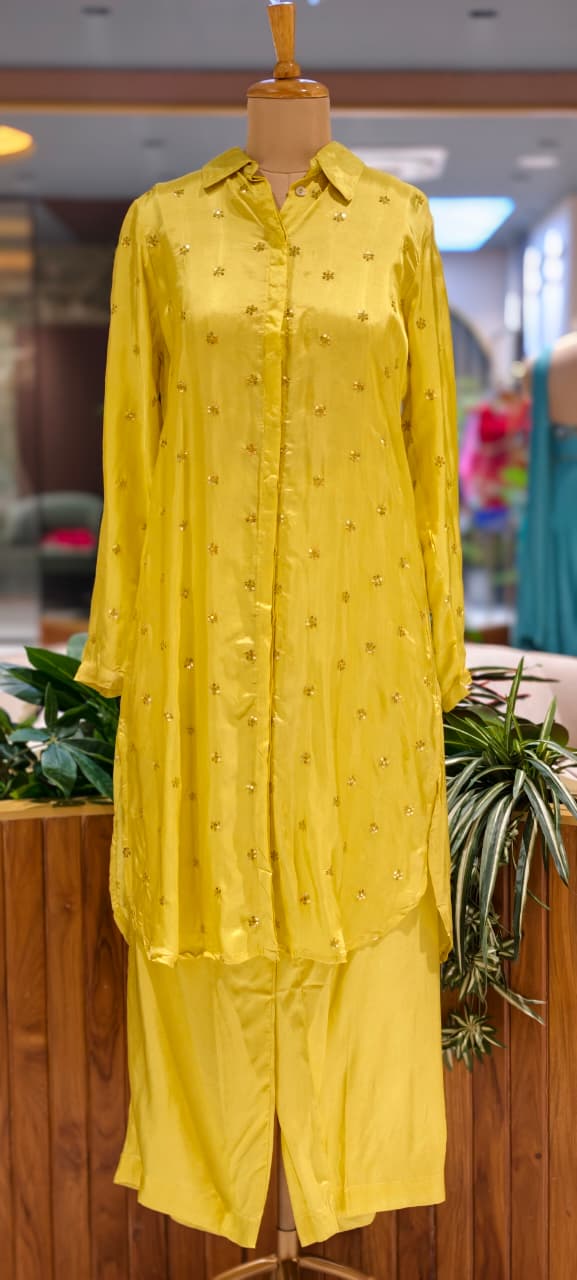 Contemporary Embroidered Muslin Fabric Co-Ord Set – Stylish Long Kurta with Comfortable Wide-Leg Pants- 15817