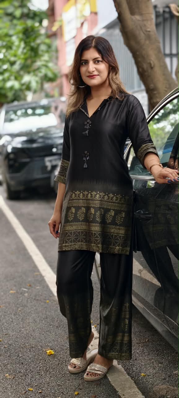 Traditional Ajrakh Prints Tassel Accented Neckline Slub Cotton Co-Ord Set- 15963