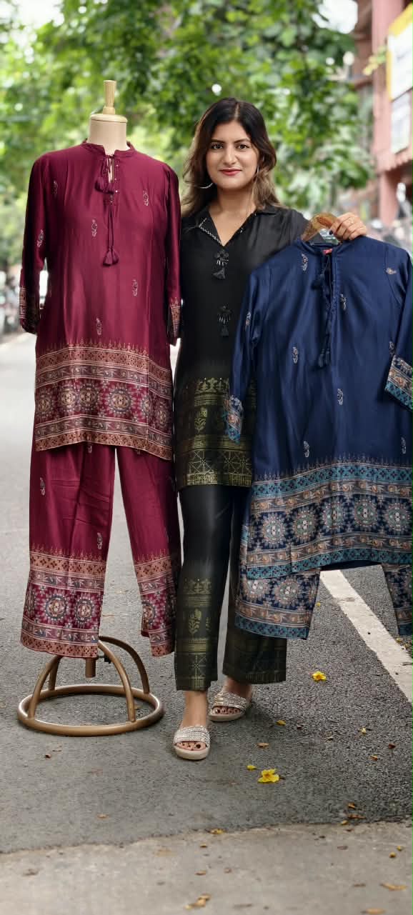 Traditional Ajrakh Prints Tassel Accented Neckline Slub Cotton Co-Ord Set- 15963