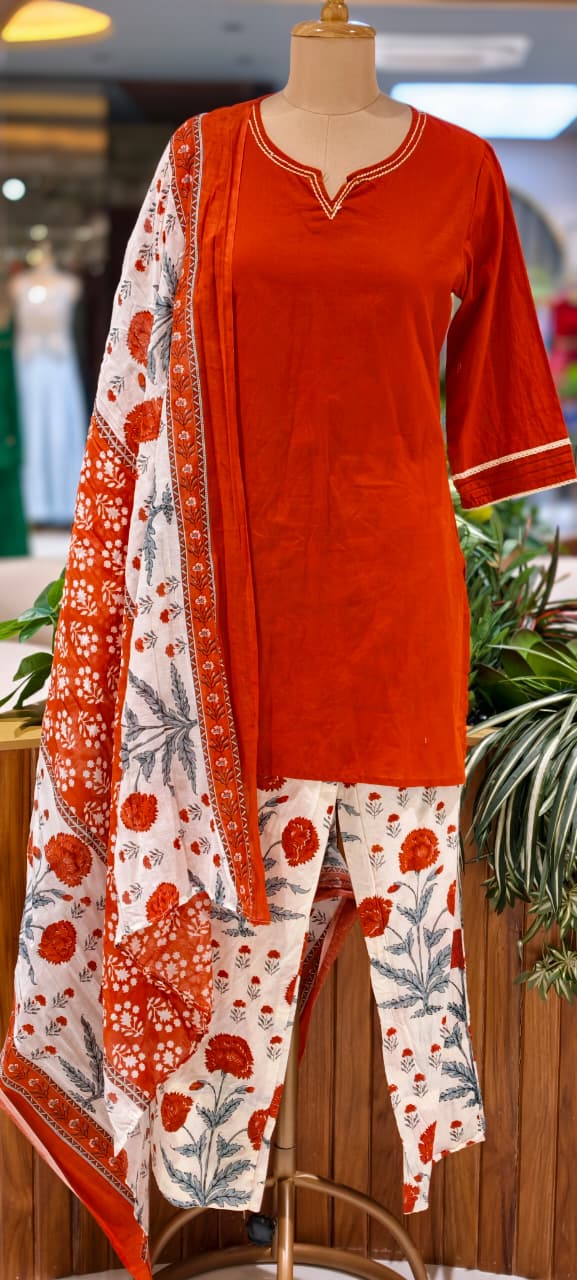 Cotton Full Suit Set With Solid Shade Short Kurta & Beautiful Floral Printed Bottom & Dupatta- 15831