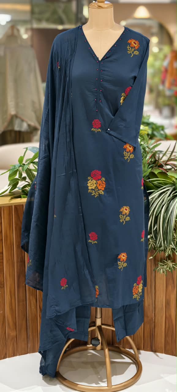 Cross-Stitch Abstract Floral Embroidery Straigth Cotton Full Suit Set With Dupatta- 16093