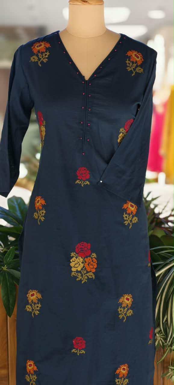 Cross-Stitch Abstract Floral Embroidery Straigth Cotton Full Suit Set With Dupatta- 16093