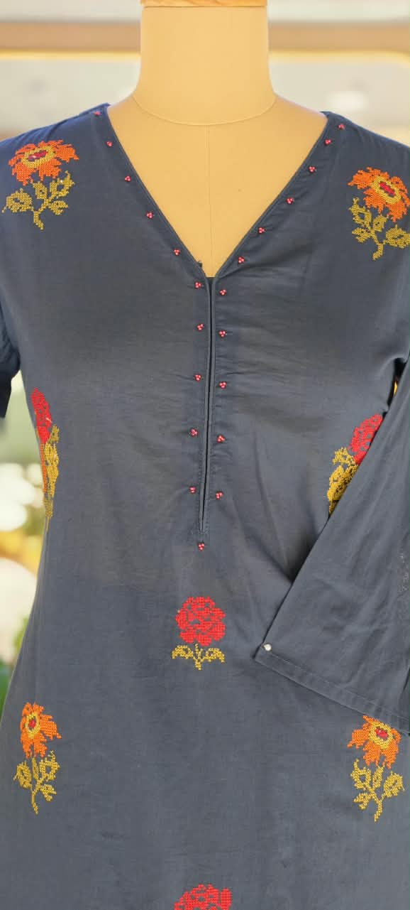Cross-Stitch Abstract Floral Embroidery Straigth Cotton Full Suit Set With Dupatta- 16093