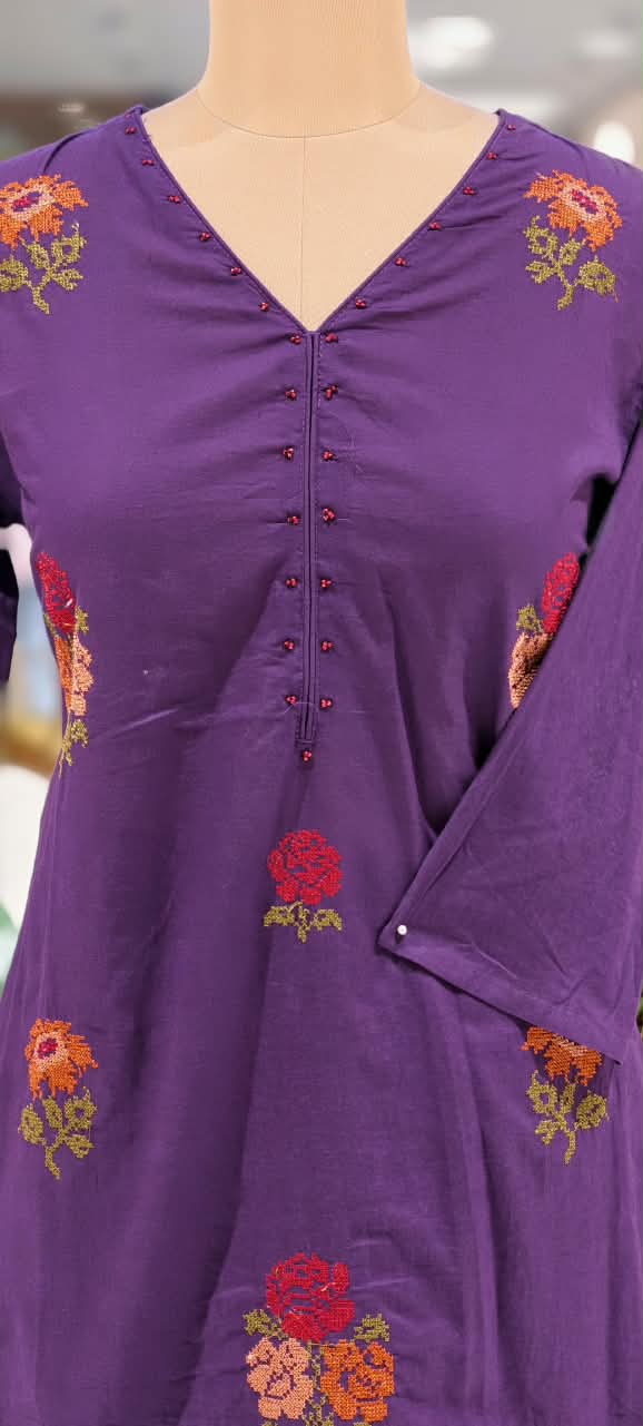 Cross-Stitch Abstract Floral Embroidery Straigth Cotton Full Suit Set With Dupatta- 16093