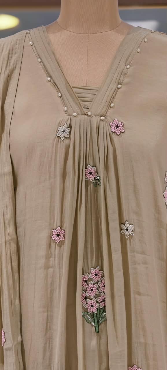 Very Suttle Cute Floral Cut-Dana Embroideries Pleated A-Line Surat Mul-Chanderi Full Suit Set With Dupatta- 16037