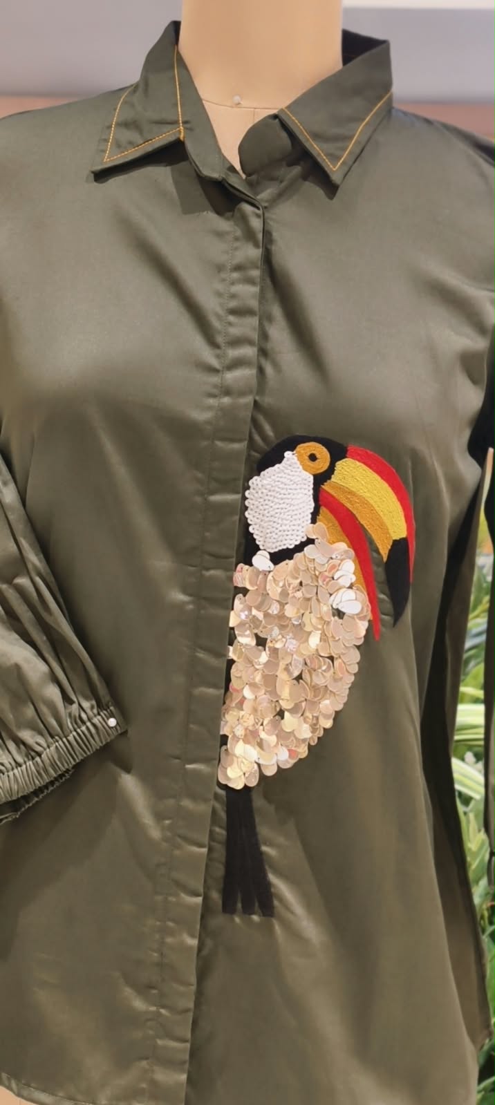 Collared Button-Down Shirt featuring Sequined Toucan Bird Motif Patch & Gathered Balloon Sleeves- 16115