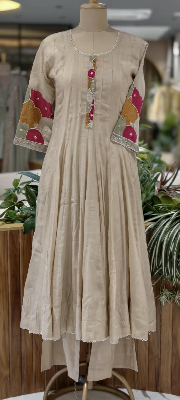 Vibrant Minimal Highlights Embroidered Banarasi Mul-Chanderi A-Line Full Suit Set With Dupatta- 16240