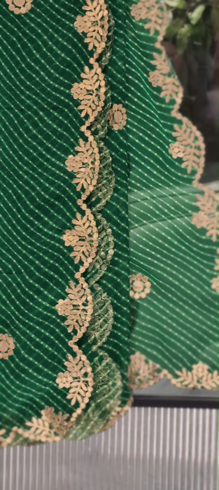 Leheriya Bandhani Dupatta with Gold Cutwork Lace Border- 16397