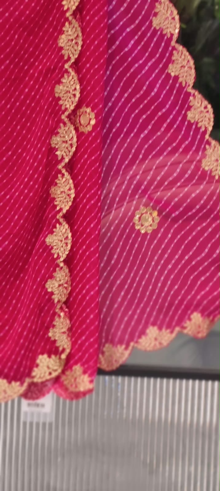 Leheriya Bandhani Dupatta with Gold Cutwork Lace Border- 16397