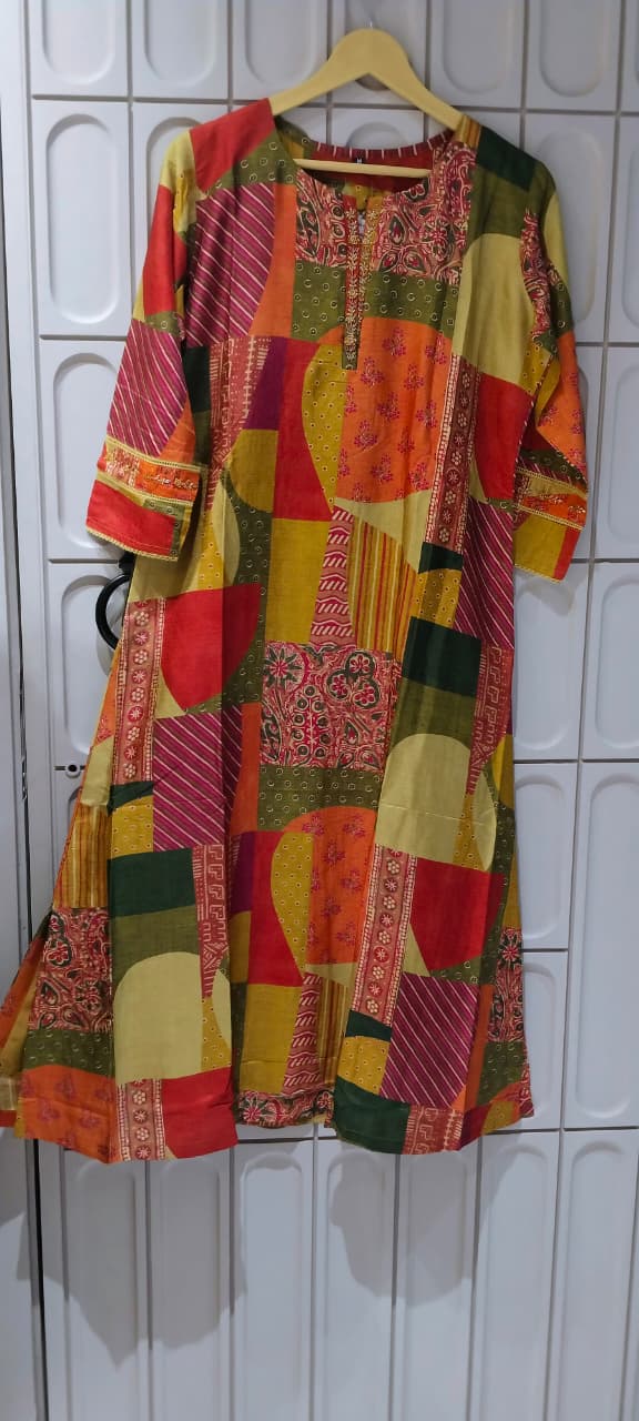 Multicolor Geometric Patchwork & Kalamkari Print A-Line Kurti- 16469
