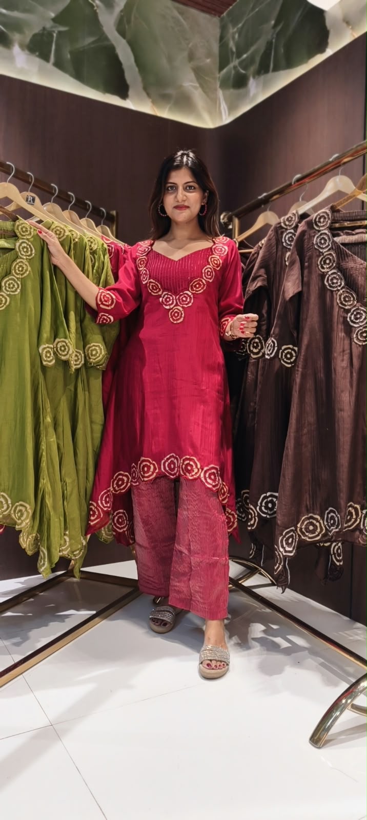 Embroidered Floral Cut-Work Outline Matching Mul-Chander A-Line Kurta With Bustier & Striped Tissue Bottom- 16460
