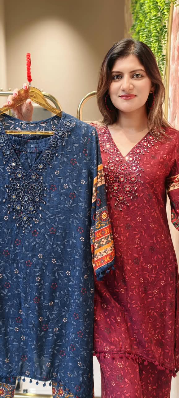 Bohmeian Real Mirror Touch Neckline Tiny Floral Printed Slub Cotton Kurta Pant Set- 16389