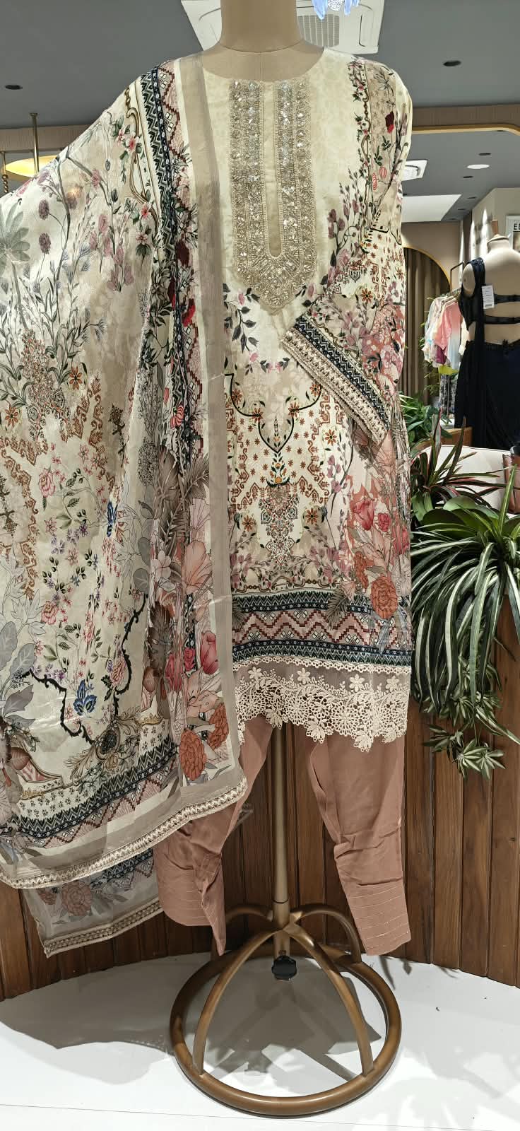 Off-White Floral Printed Heavily Embroidered Neckline & Lace Hem Crepe Pakistani Style Full Suit Set With Dupatta- 16501