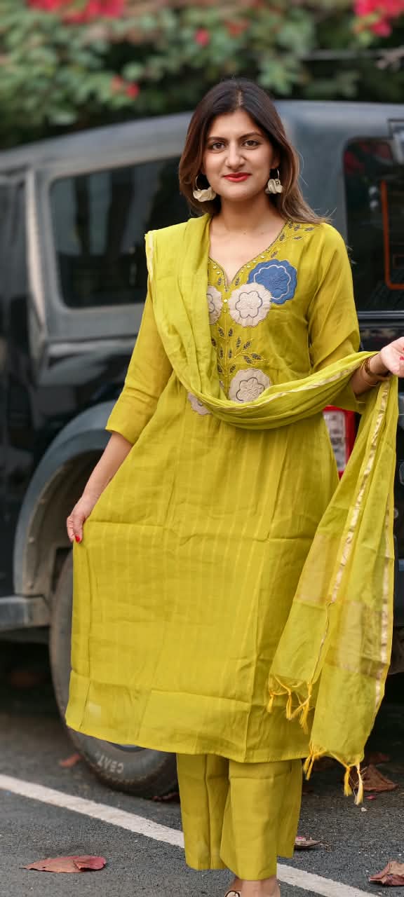 Floral Patch Embroidered Yoke Surat Mul-Chanderi A-Line Full Suit Set With Dupatta- 16508
