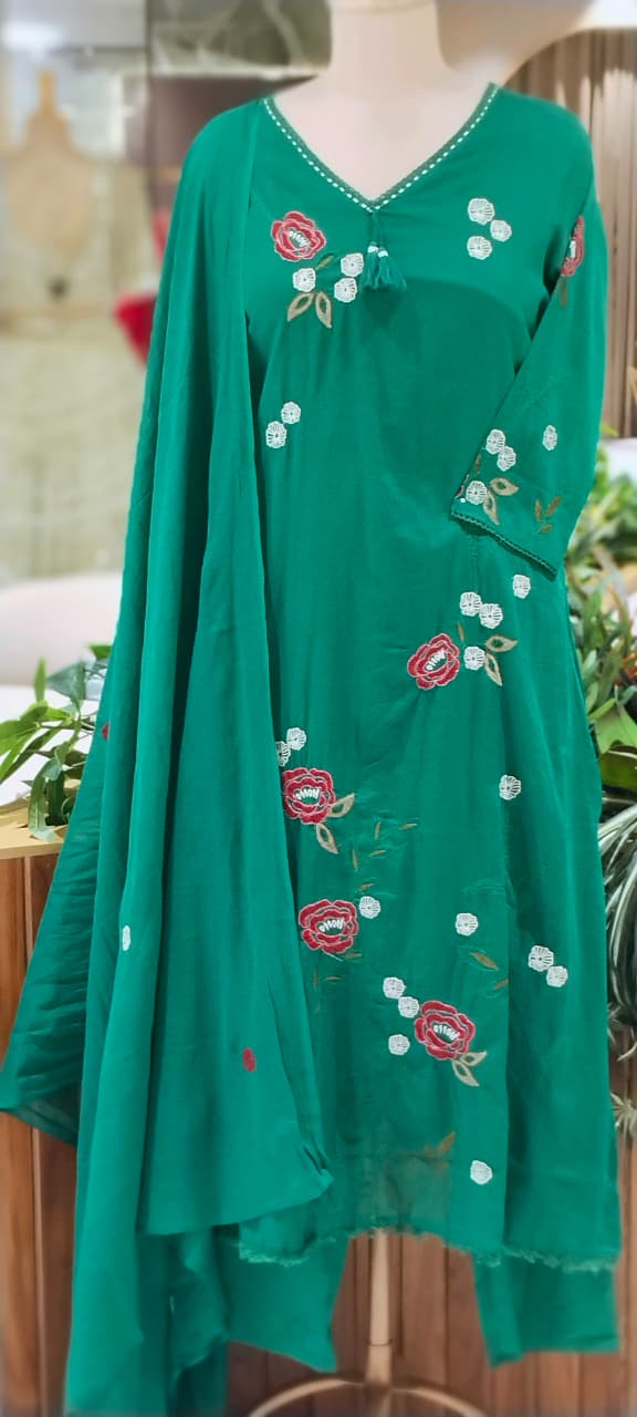 Floral Embroidery Side Slitted V-Neck Full Suit Set with Tassel Detailing & Matching Dupatta- 16522