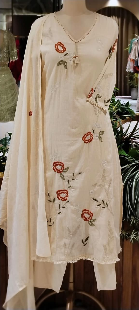 Floral Embroidery Side Slitted V-Neck Full Suit Set with Tassel Detailing & Matching Dupatta- 16522