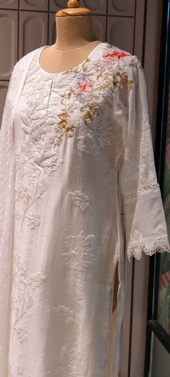 Ivory Cut-Dana Embellished 3D Floral Embroidered Premium Cotton Full Suit Set With Dupatta- 15191