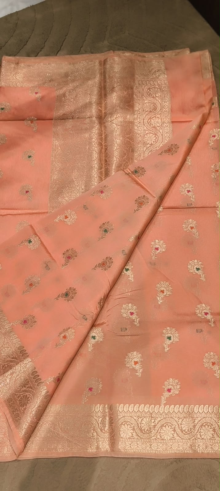 Exquisite Moonga Muslin Banarasi Saree with Intricate Silver-Gold Zari Floral Motifs- 16542