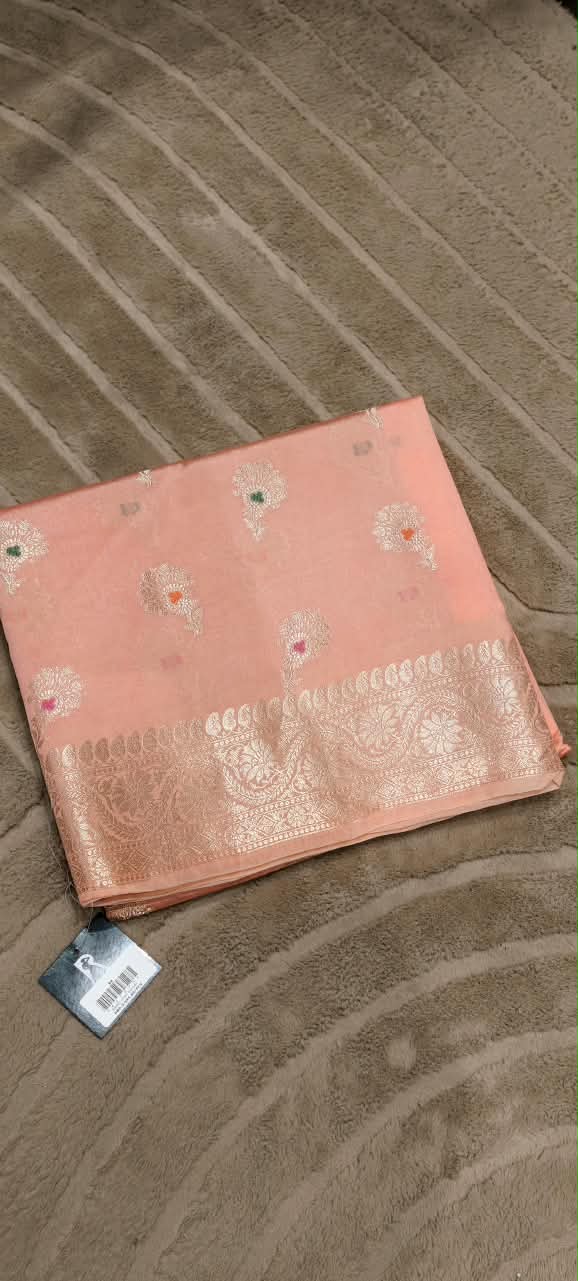 Exquisite Moonga Muslin Banarasi Saree with Intricate Silver-Gold Zari Floral Motifs- 16542